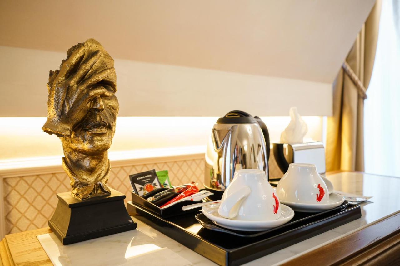 Residence City Garden - Certificate Of Excellence Top 10 Best Five-Stars City Hotels For 2024 Awarded By Htif 플로브디프 외부 사진