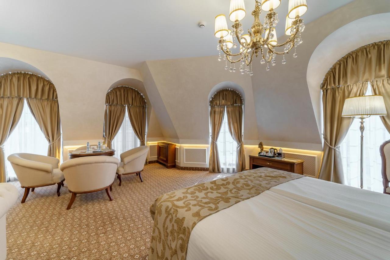 Residence City Garden - Certificate Of Excellence Top 10 Best Five-Stars City Hotels For 2024 Awarded By Htif 플로브디프 외부 사진