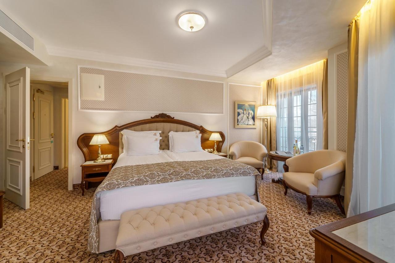 Residence City Garden - Certificate Of Excellence Top 10 Best Five-Stars City Hotels For 2024 Awarded By Htif 플로브디프 외부 사진