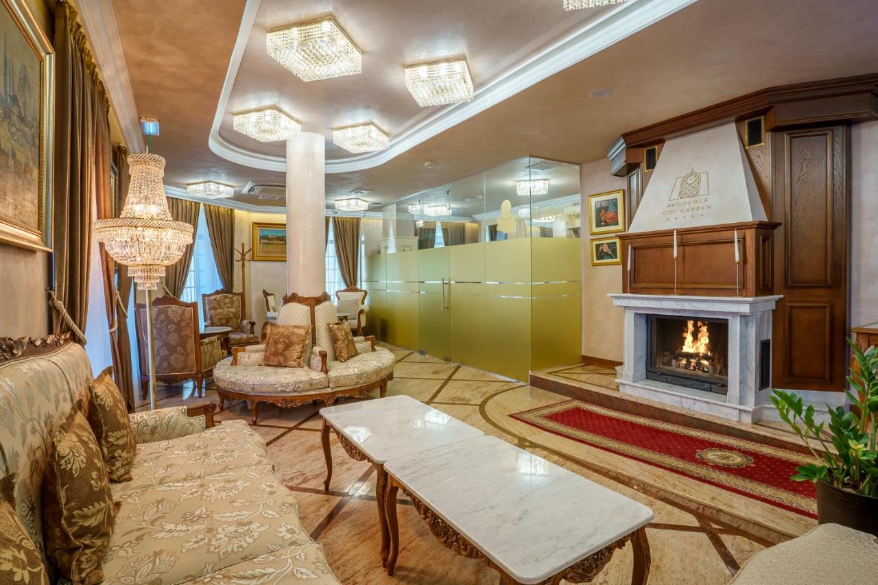 Residence City Garden - Certificate Of Excellence Top 10 Best Five-Stars City Hotels For 2024 Awarded By Htif 플로브디프 외부 사진