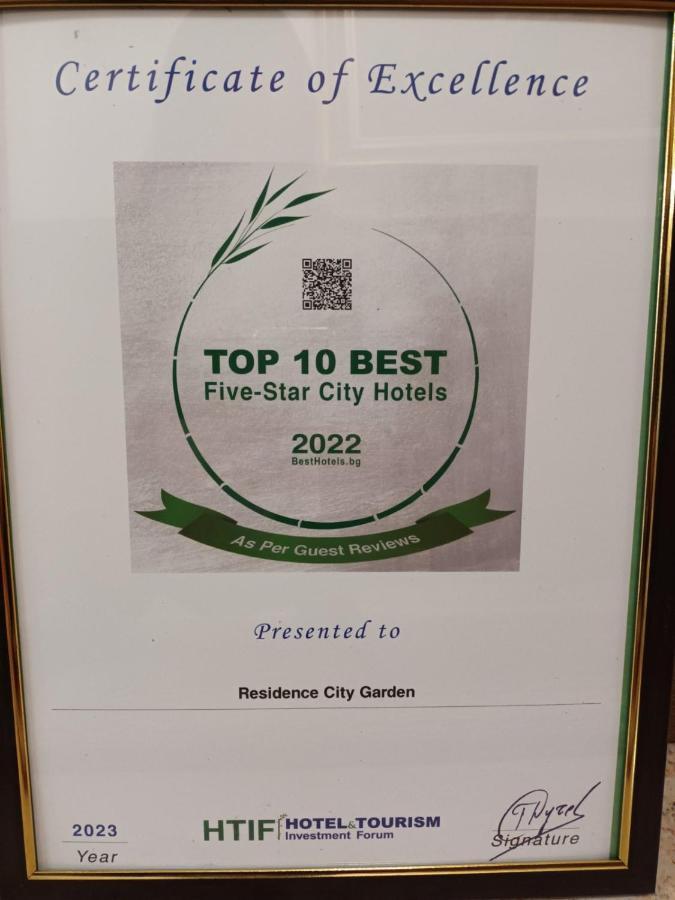 Residence City Garden - Certificate Of Excellence Top 10 Best Five-Stars City Hotels For 2024 Awarded By Htif 플로브디프 외부 사진