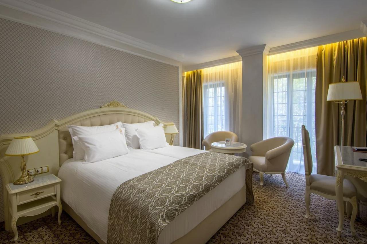 Residence City Garden - Certificate Of Excellence Top 10 Best Five-Stars City Hotels For 2024 Awarded By Htif 플로브디프 외부 사진