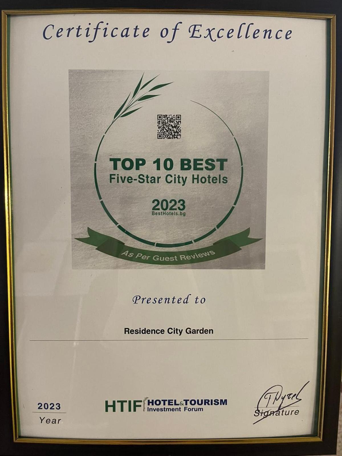 Residence City Garden - Certificate Of Excellence Top 10 Best Five-Stars City Hotels For 2024 Awarded By Htif 플로브디프 외부 사진