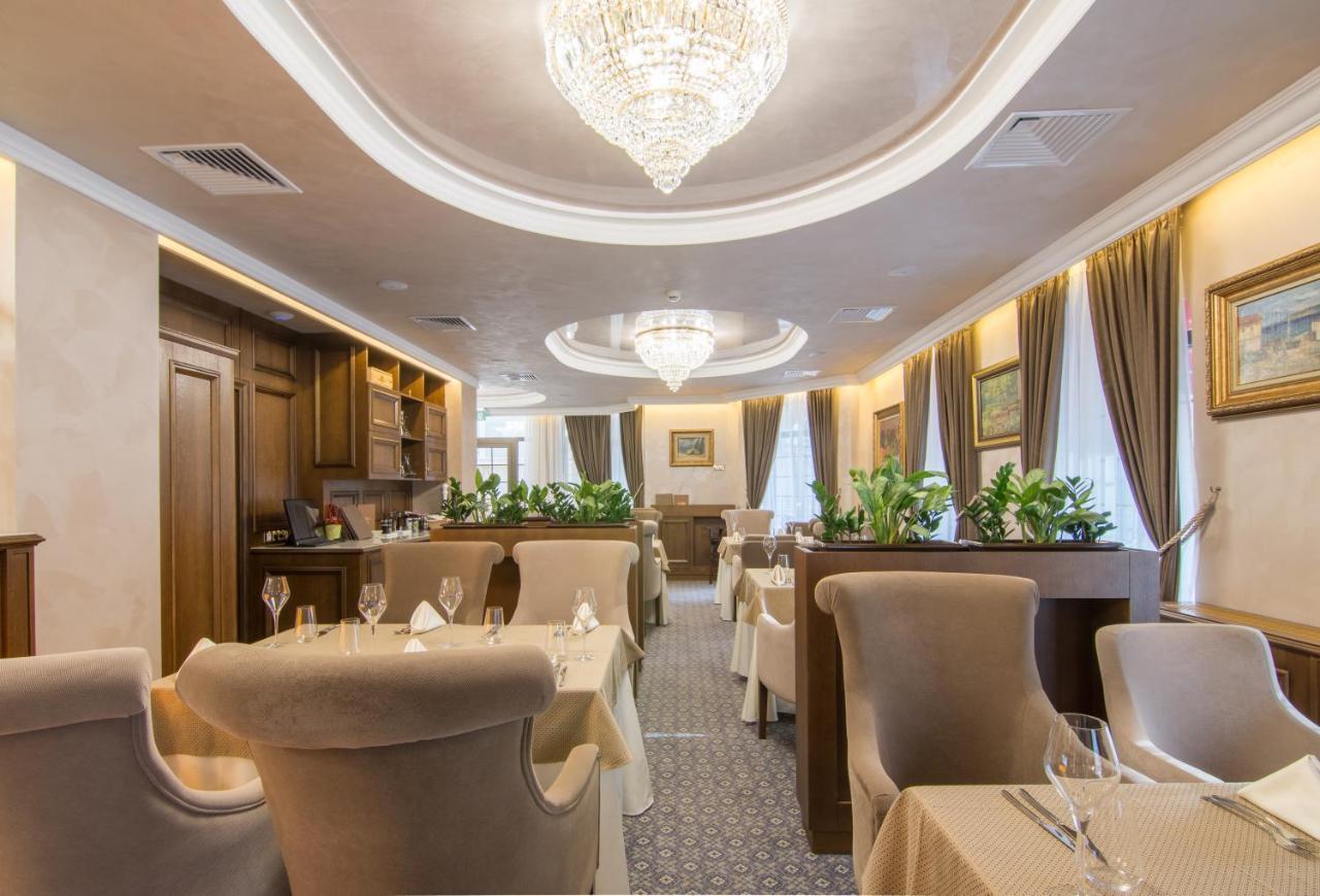 Residence City Garden - Certificate Of Excellence Top 10 Best Five-Stars City Hotels For 2024 Awarded By Htif 플로브디프 외부 사진